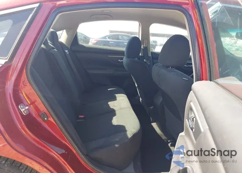 2015 Nissan Altima 2.5/2.5 S/2.5 Sl/2.5 Sv z USA, uszkodzony, nr VIN 1N4AL3AP2FC282566